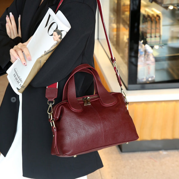 Large Capacity Commuter Leather-Look Tote Bag